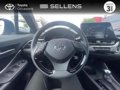 Photo 8 Toyota C-HR  1.8 Hybride 122ch Dynamic Ultimate E-CVT