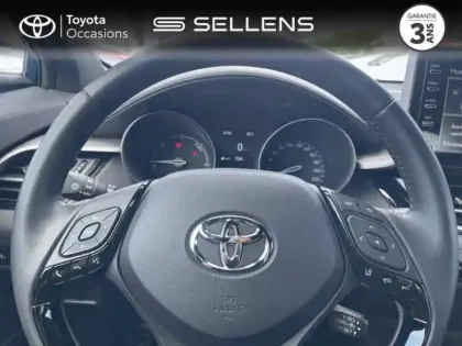 Photo 12 Toyota C-HR  1.8 Hybride 122ch Dynamic Ultimate E-CVT