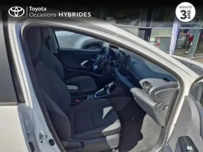 Photo 5 Toyota Yaris  116h Dynamic 5p MY22