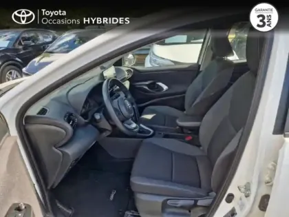 Photo 10 Toyota Yaris  116h Dynamic 5p MY22
