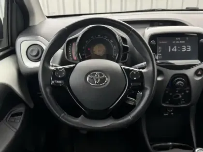 Photo 14 Toyota Aygo  1.0 VVT-i 72ch x-play x-app 5p MC18