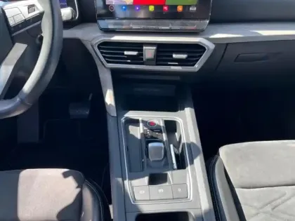 Photo 10 Seat Leon  1.5 eTSI 150ch Xcellence DSG7