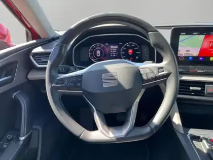 Photo 11 Seat Leon  1.5 eTSI 150ch Xcellence DSG7