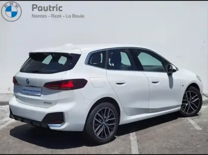 Photo 17 BMW Serie 2 Série 2 ActiveTourer 225e 245ch xDrive M Sport DKG7