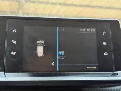 Photo 18 Peugeot 208  PureTech 75 S&S BVM5