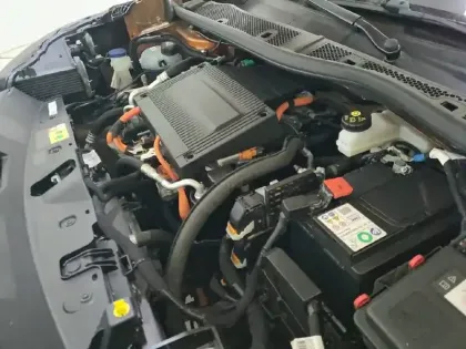 Photo 14 Peugeot 2008  Electrique 136 ch