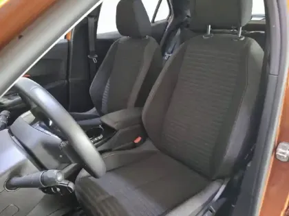 Photo 10 Peugeot 2008  Electrique 136 ch