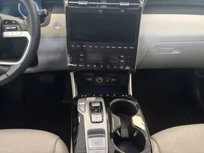 Photo 6 Hyundai Tucson  1.6 T-GDI 230 Hybrid BVA6
