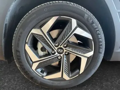 Photo 9 Hyundai Tucson  1.6 T-GDI 230 Hybrid BVA6