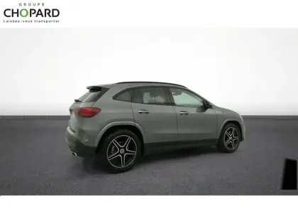 Photo 17 Mercedes GLA  200 7G-DCT