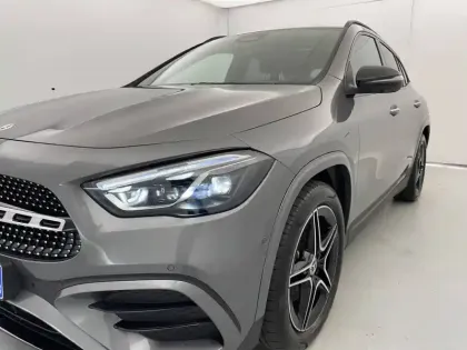 Photo 65 Mercedes GLA  200 7G-DCT