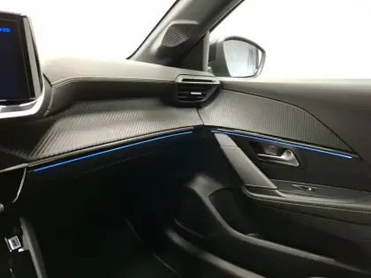 Photo 31 Peugeot 208  Hybrid 110 e-DCS6