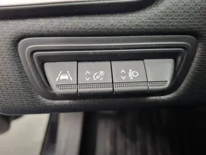 Photo 31 Renault Clio  Blue dCi 85