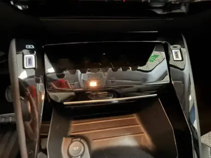 Photo 32 Peugeot 208  Hybrid 110 ch e-DCS6