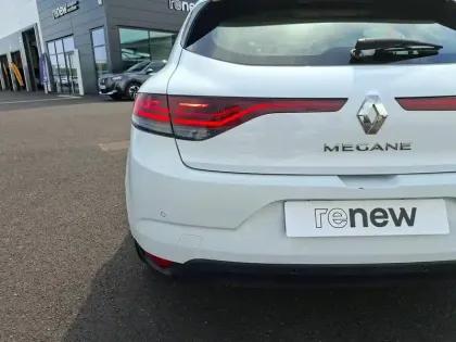Photo 19 Renault Megane  IV Berline Blue dCi 115