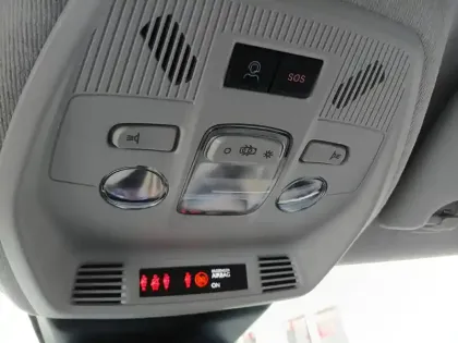 Photo 17 Citroën C3  Turbo 100 ch BVM6
