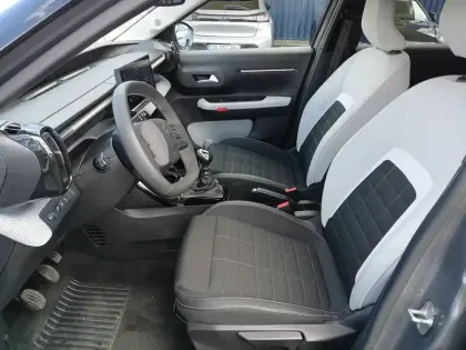 Photo 8 Citroën C3  Turbo 100 ch BVM6