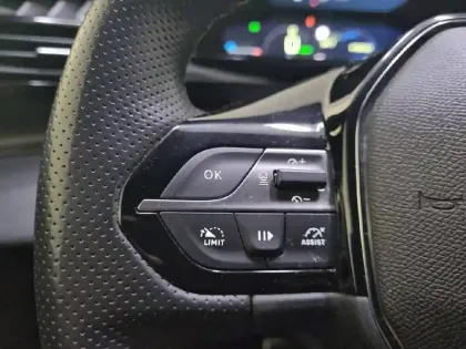 Photo 25 Peugeot 308  PHEV 225 e-EAT8