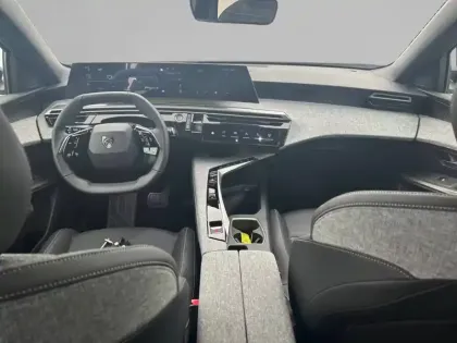 Photo 7 Peugeot 5008  Hybrid 145 ch e-DCS6