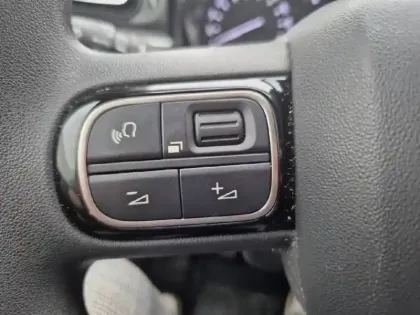 Photo 17 Citroën C3  PureTech 83 S&S BVM5