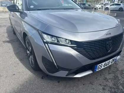 Photo 15 Peugeot 308  SW PureTech 130ch S&S BVM6