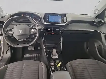 Photo 7 Peugeot 2008  Moteur électrique 136 ch