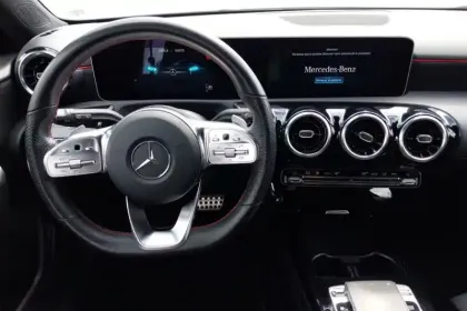 Photo 8 Mercedes Classe A  180 d 7G-DCT