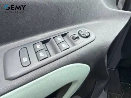 Photo 11 Citroën Berlingo e- Taille M 136 ch 100 kWh Automatique