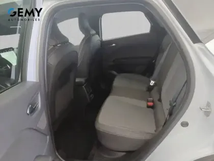 Photo 9 Renault Captur  E-Tech full hybrid 145 ch