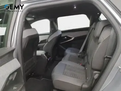 Photo 9 Peugeot 5008  Hybrid 145 ch e-DCS6