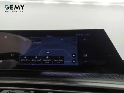 Photo 13 Peugeot 5008  Hybrid 145 ch e-DCS6