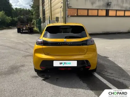 Photo 33 Peugeot 208  PureTech 100 S&S EAT8