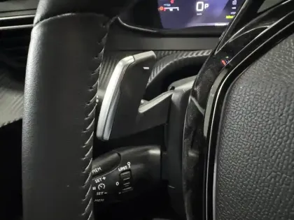 Photo 19 Peugeot 208  Hybrid 110 ch e-DCS6