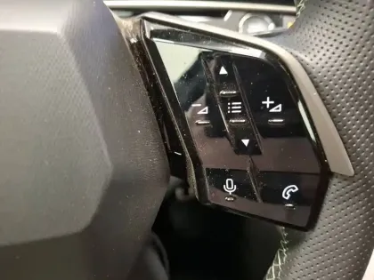 Photo 22 Peugeot 3008  Hybrid 145 e-DCS6