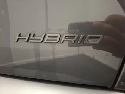 Photo 34 Peugeot 3008  Hybrid 145 e-DCS6