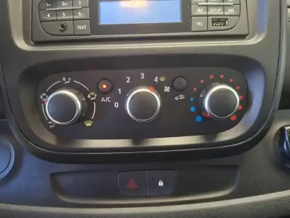Photo 38 Nissan Nv300  FOURGON L1H1 2T8 2.0 DCI 120 BVM