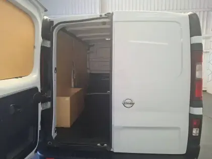 Photo 23 Nissan Nv300  FOURGON L1H1 2T8 2.0 DCI 120 BVM