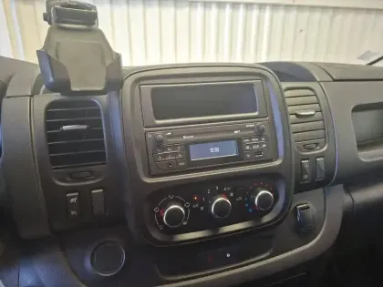 Photo 32 Nissan Nv300  FOURGON L1H1 2T8 2.0 DCI 120 BVM