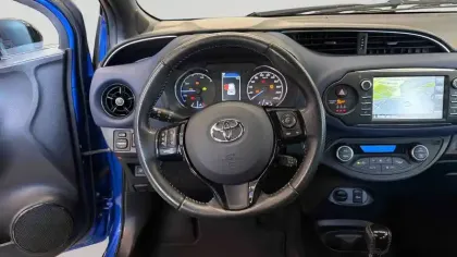 Photo 12 Toyota Yaris  Hybride 100h