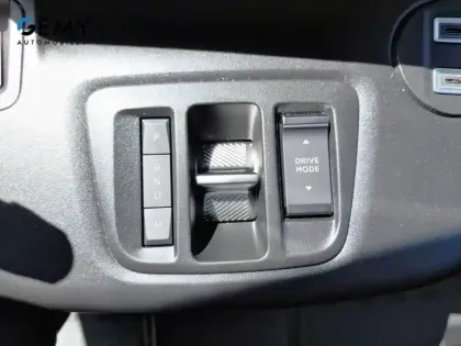 Photo 14 Citroën Berlingo  CA REPLIABLE XL DIESEL 130 CH AUT.