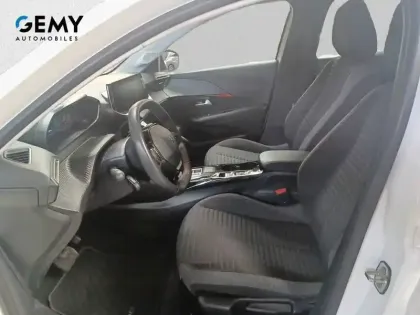Photo 8 Peugeot 208  Electrique 50 kWh 136ch