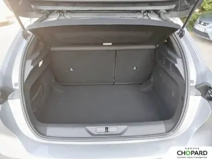 Photo 7 Peugeot 308  Hybrid 145 e-DCS6