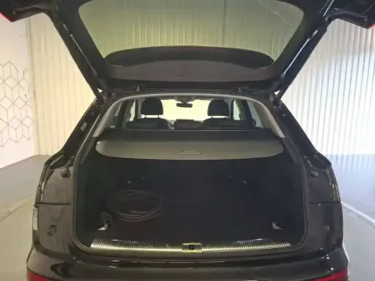 Photo 10 Audi Q5  50 TFSIe 299 S tronic 7 Quattro