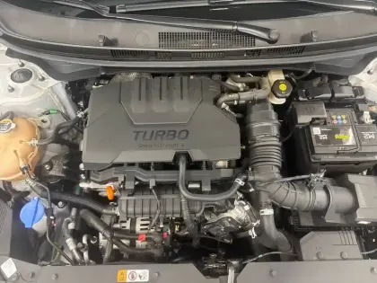 Photo 18 Hyundai I20  1.0 T-GDi 100 DCT-7 Hybrid 48V