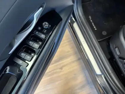 Photo 8 Hyundai Tucson  1.6 T-GDI 230 Hybrid BVA6