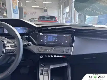 Photo 13 Peugeot 308  Hybrid 145 e-DCS6