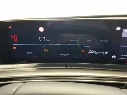 Photo 18 Peugeot 3008  Hybrid 145 e-DCS6