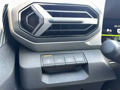 Photo 37 Dacia Bigster  Hybrid 155