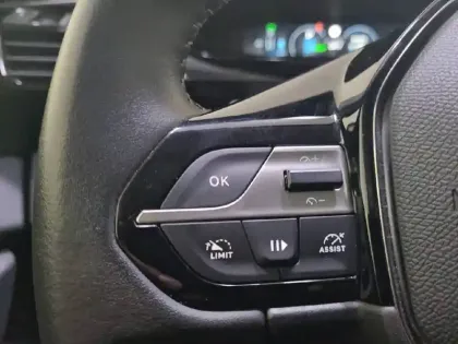 Photo 46 Peugeot 308  PHEV 180 e-EAT8