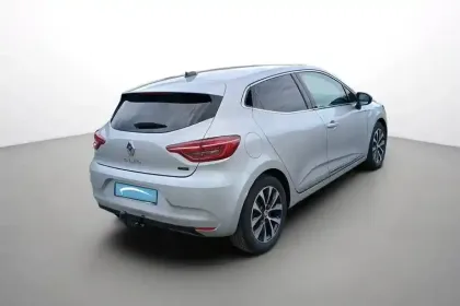 Photo 5 Renault Clio  E-Tech full hybrid 145